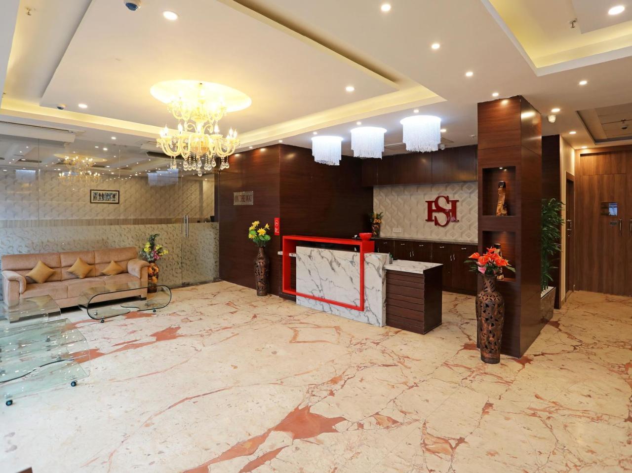 Oyo 16835 Stayotel Kolkata Airport Bagian luar foto